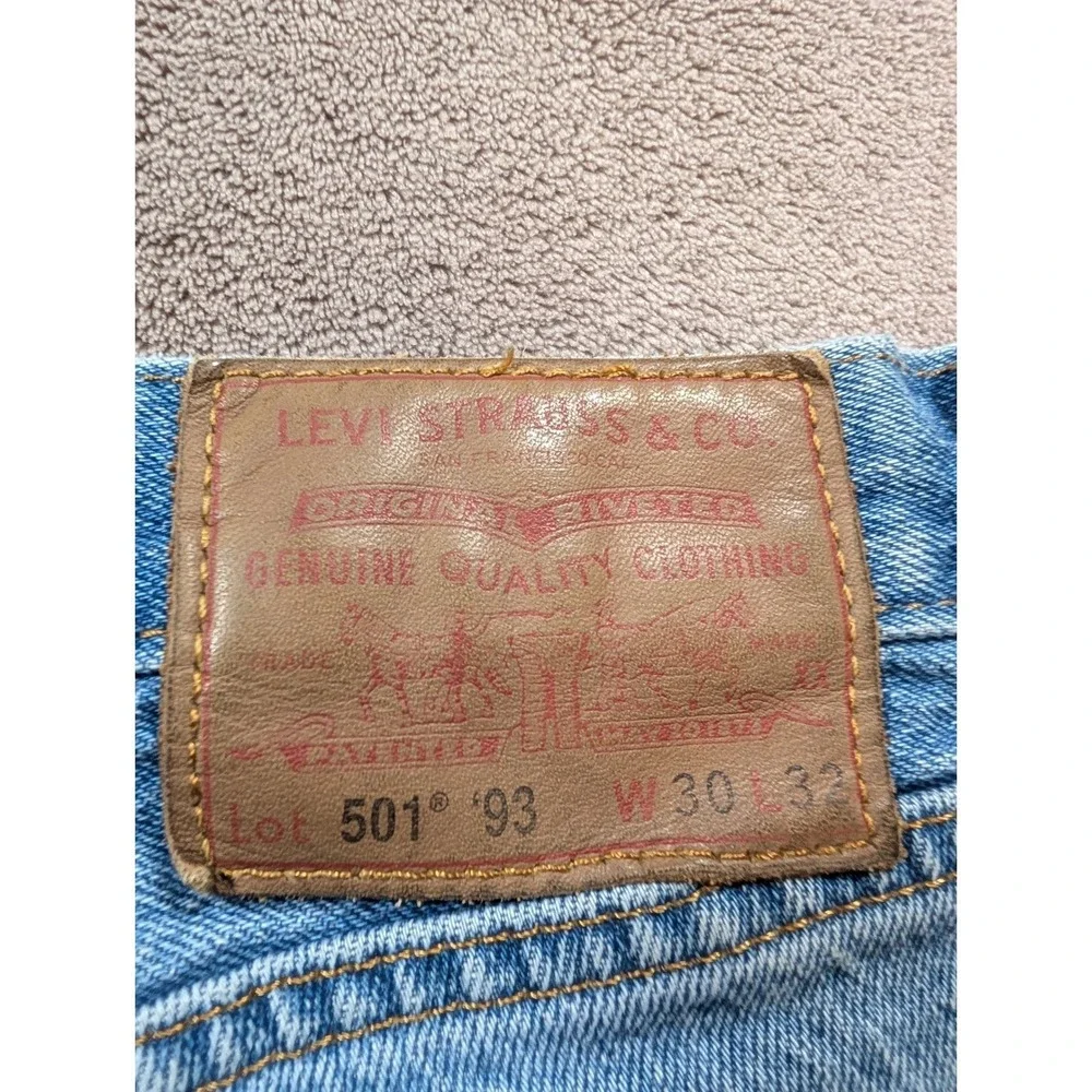 Levis 501 93 Straight Leg Jeans Mens 30x32 Light Wash Blue Denim 501-0093